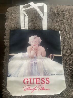 Guess White & Black Marilyn Graphic Tote